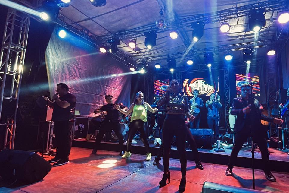 Punto y Aparte