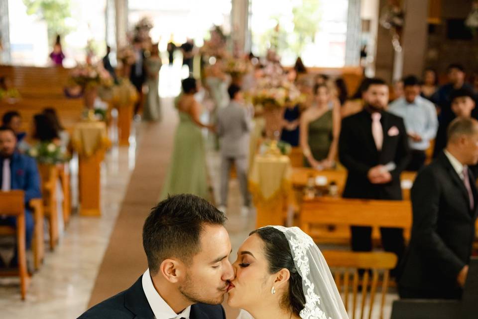 PRIMER BESO