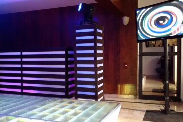 Renta de luz y sonido y de DJ