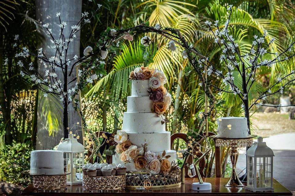 Jardín con alberca para fiestas