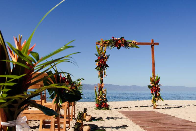 Ceremonia en playa tropical