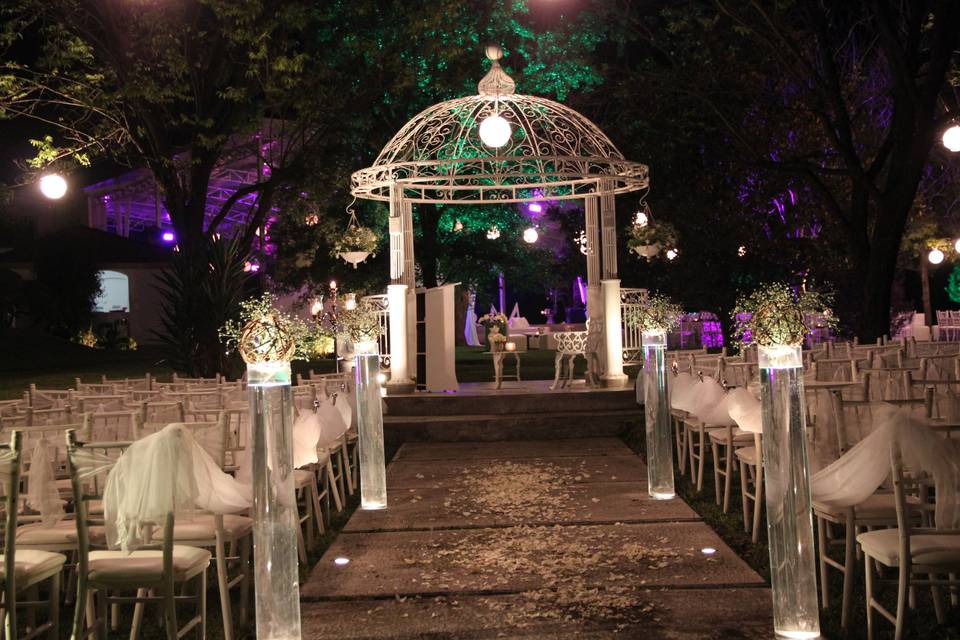 Gazebo de noche