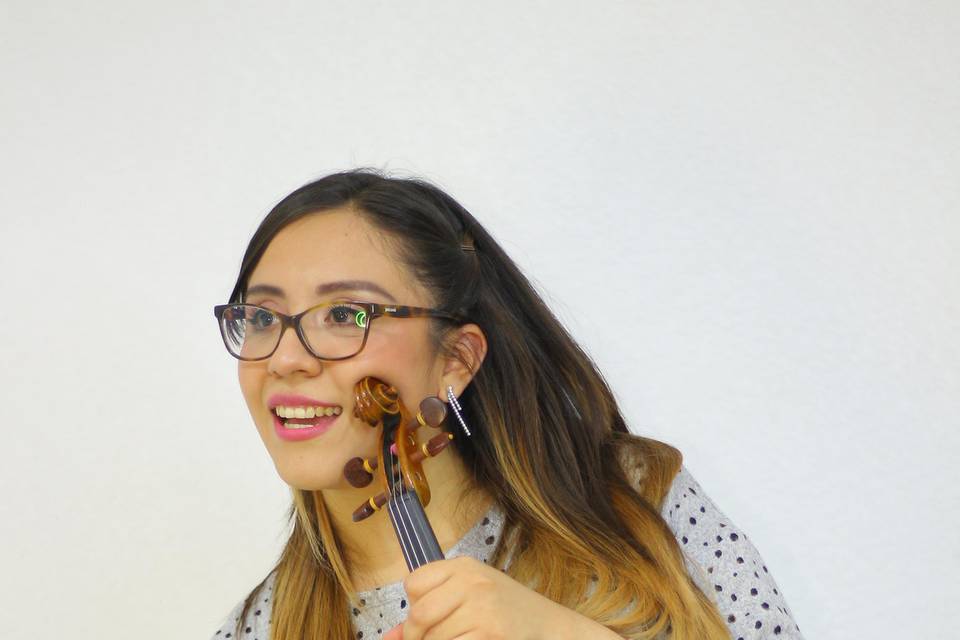 Fernanda Barrios Violinista