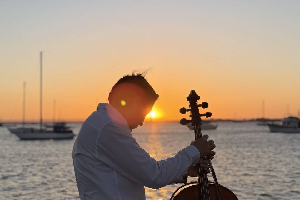 El Cello en tu gran día.