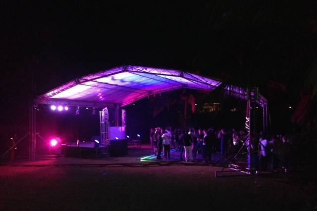 Carpa iluminada