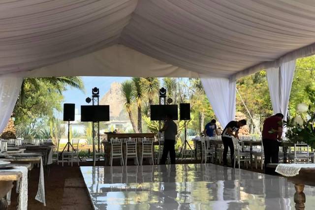 Carpas, pista y audio