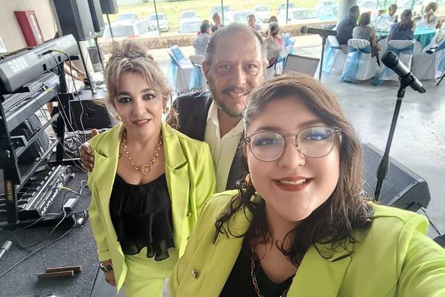 Tomándose una selfie