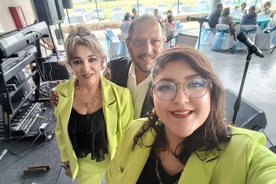 Tomándose una selfie