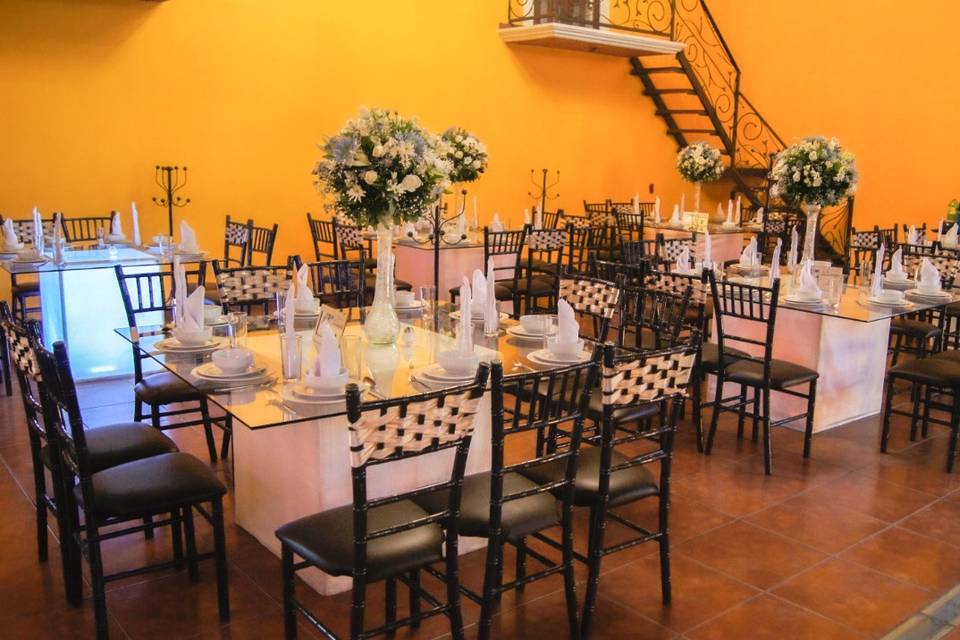 Salón  Rincón Colonial