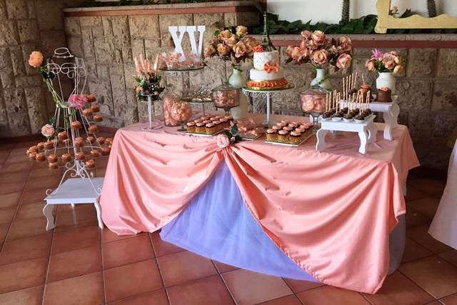 Mesa de postres personalizada