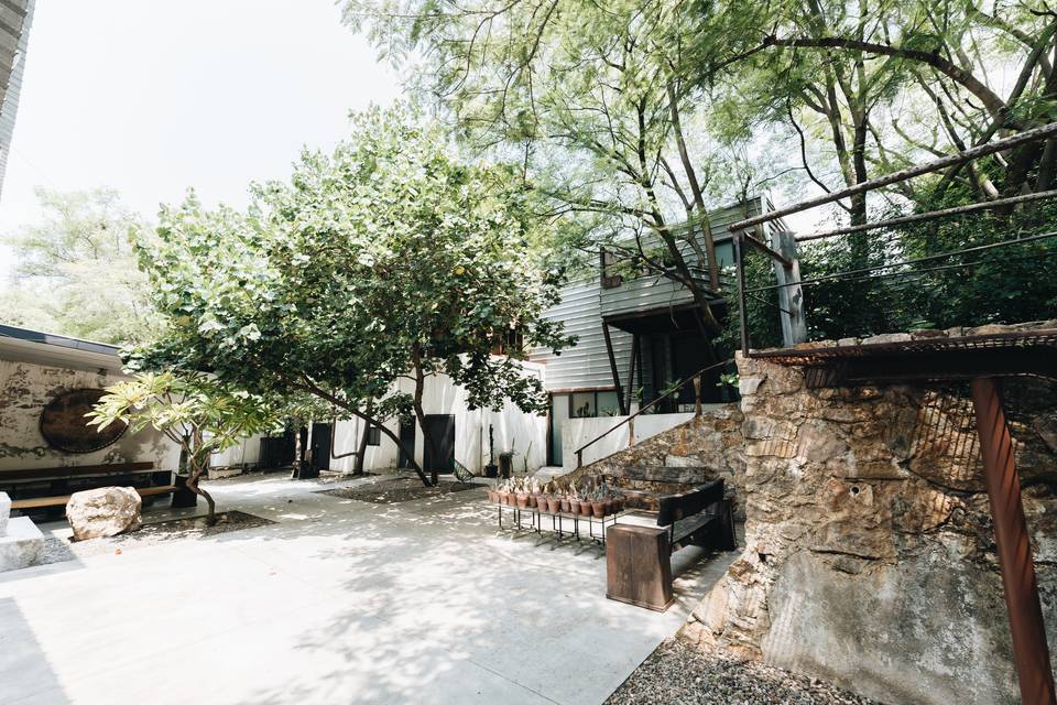 Patio Lateral