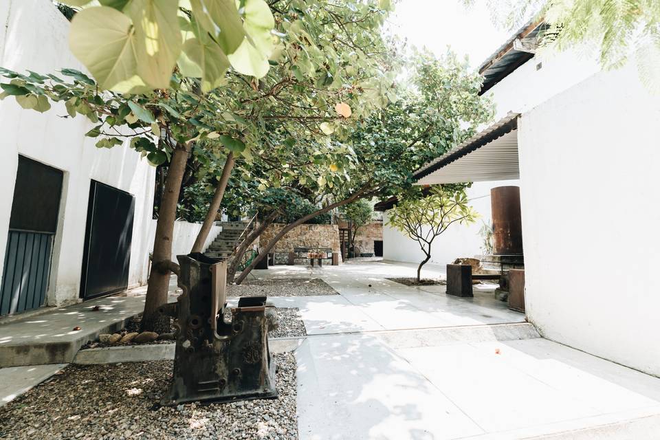 Patio Lateral