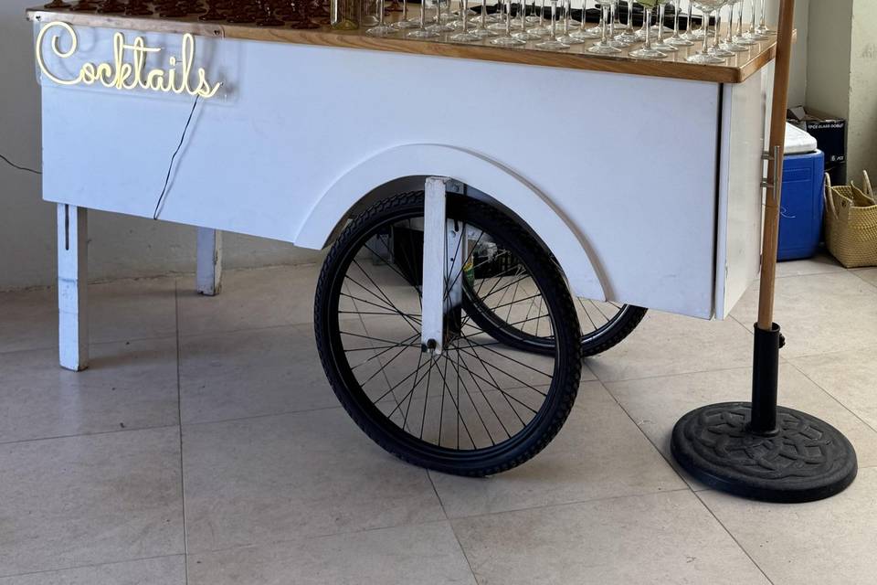 Triciclo de cócteles