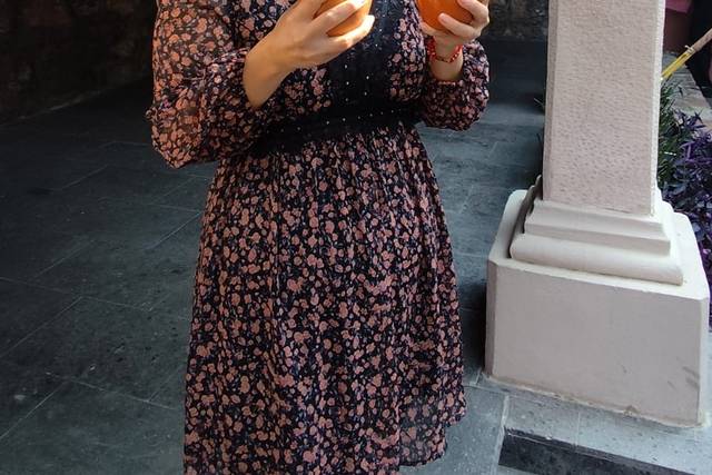 Invitada con cantaritos