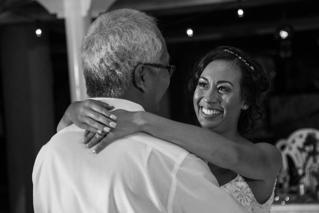 Baile con padre, video y foto