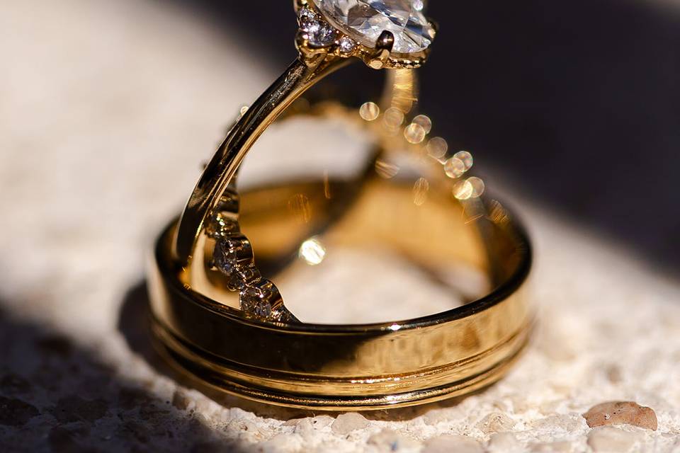 Anillos de oro