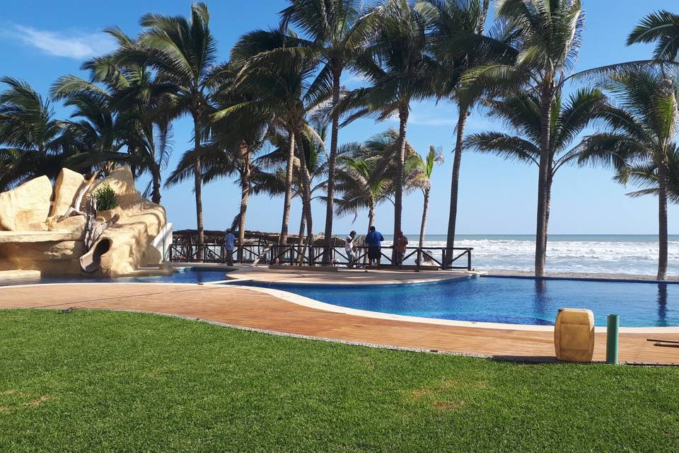 Locación jardín con playa