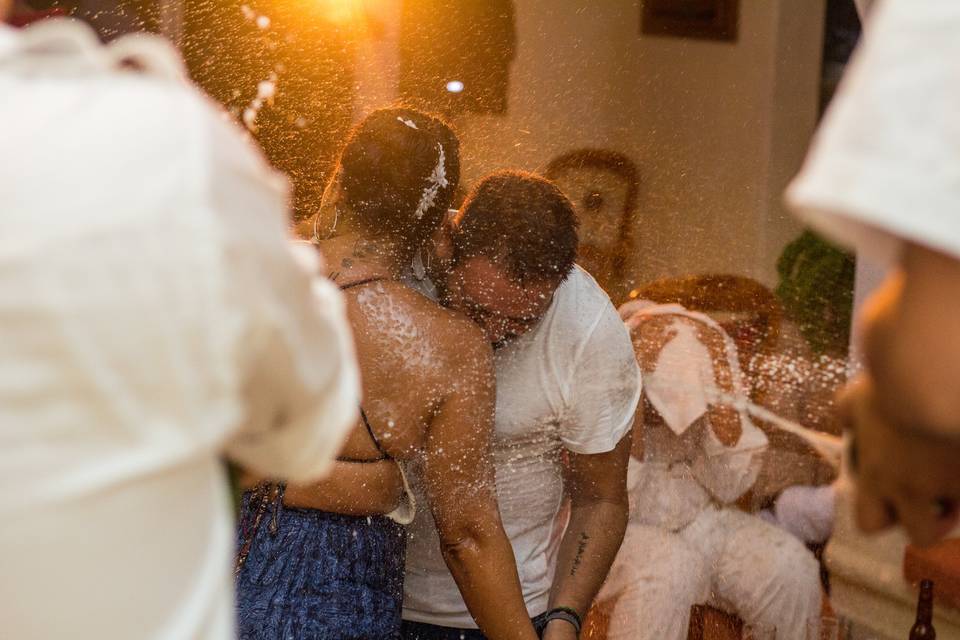 Un brindis para los novios!