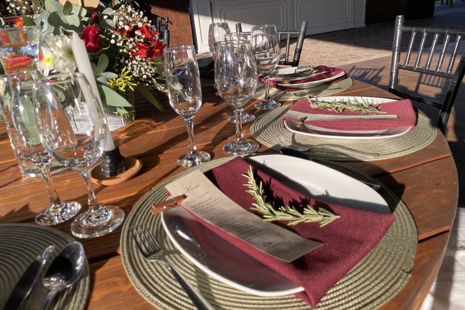Table styling con toques vino
