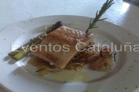Salmón en salsa meniere