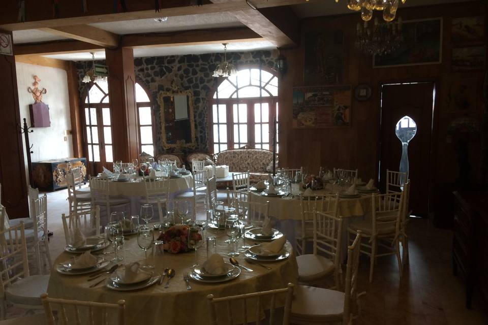 Salón rubi