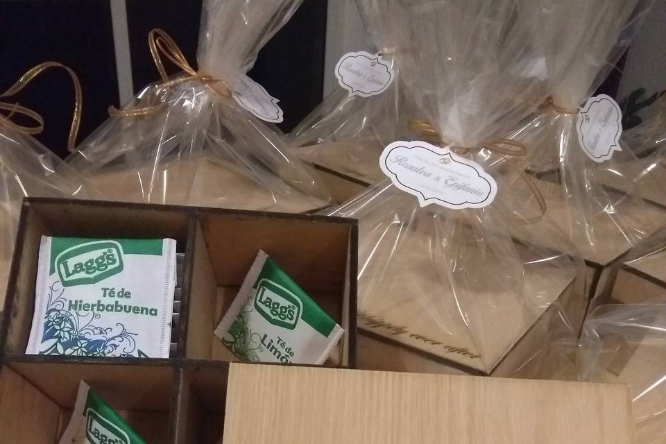 Caja de té, recuerdo de boda