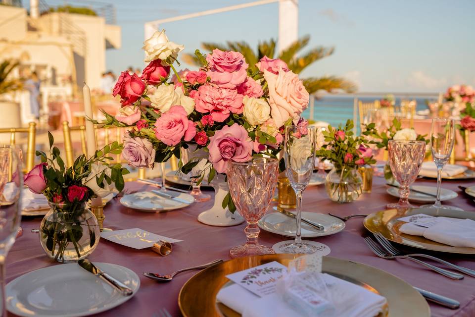 Recepción elegante en terraza