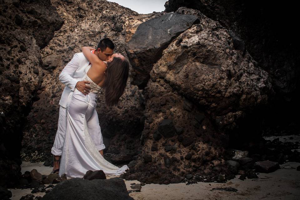 Trash the dress (balandra)