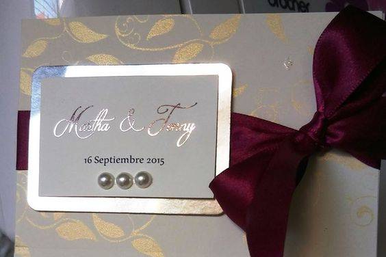 Invitación de boda oro