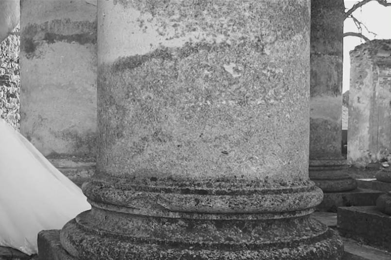 Novia en blanco y negro