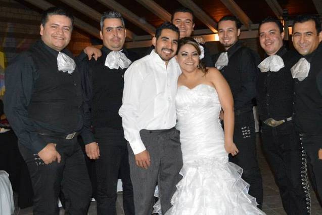 Con los novios