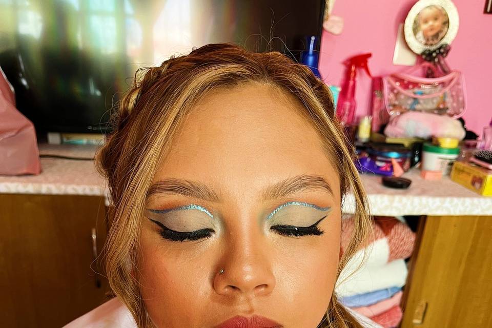 Maquillaje social del. grafico