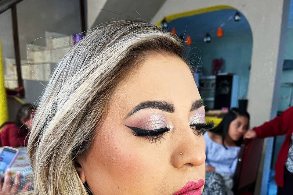 Maquillaje social