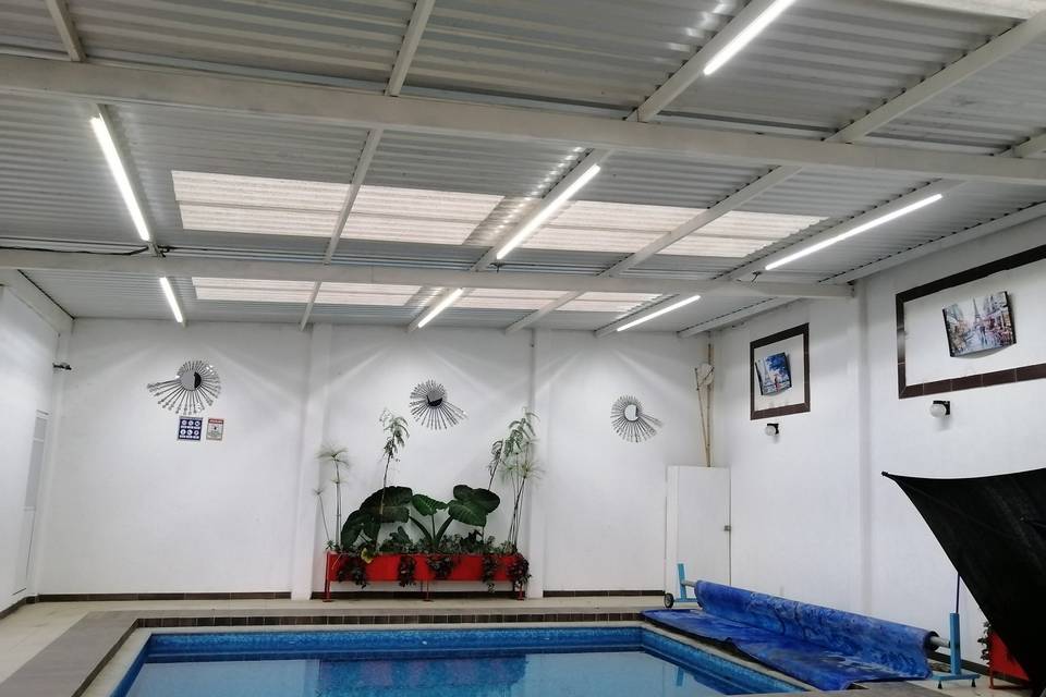Alberca techada