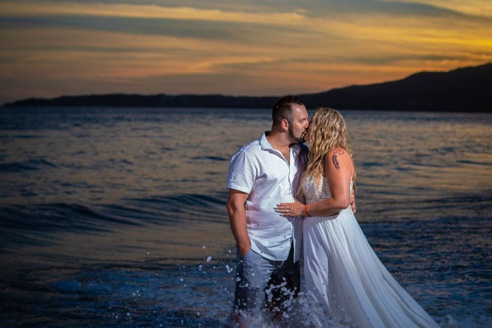 Boda trash the dress