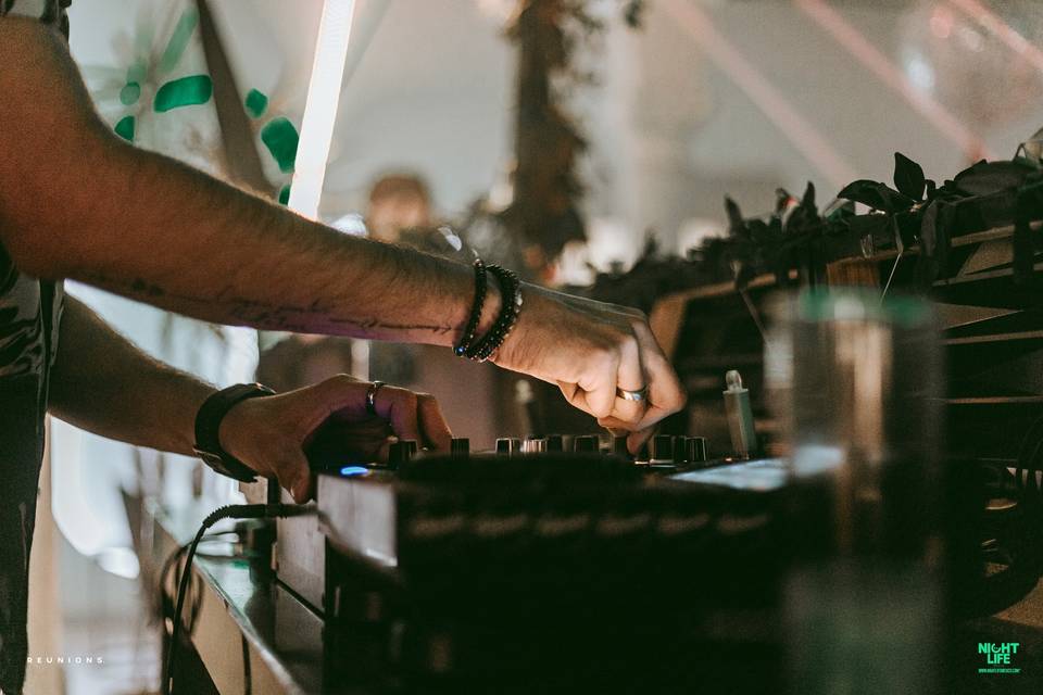 Djs y Equipo