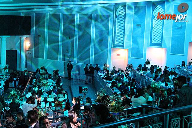 Iluminación club libanes