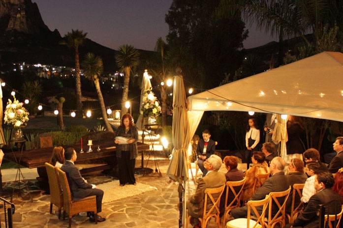 Boda civil en terraza