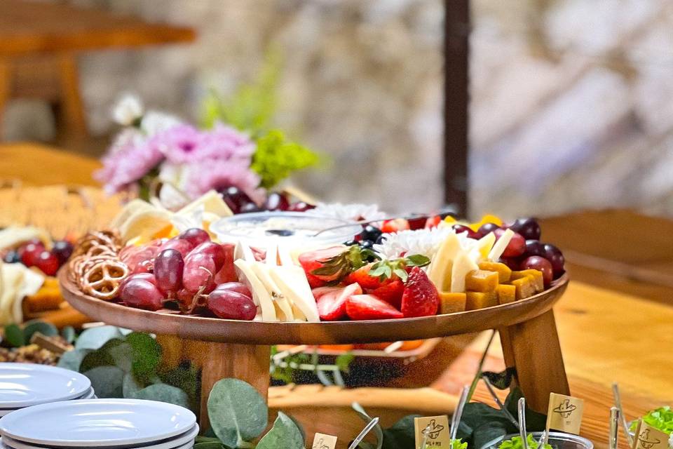 Mesa de quesos con ciabattas