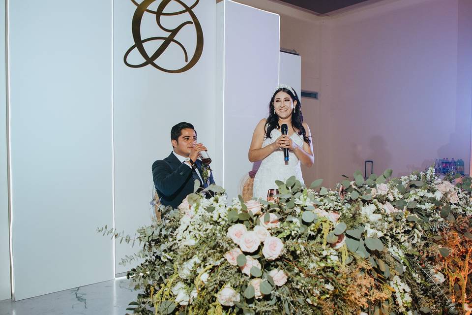 La mesa de los novios