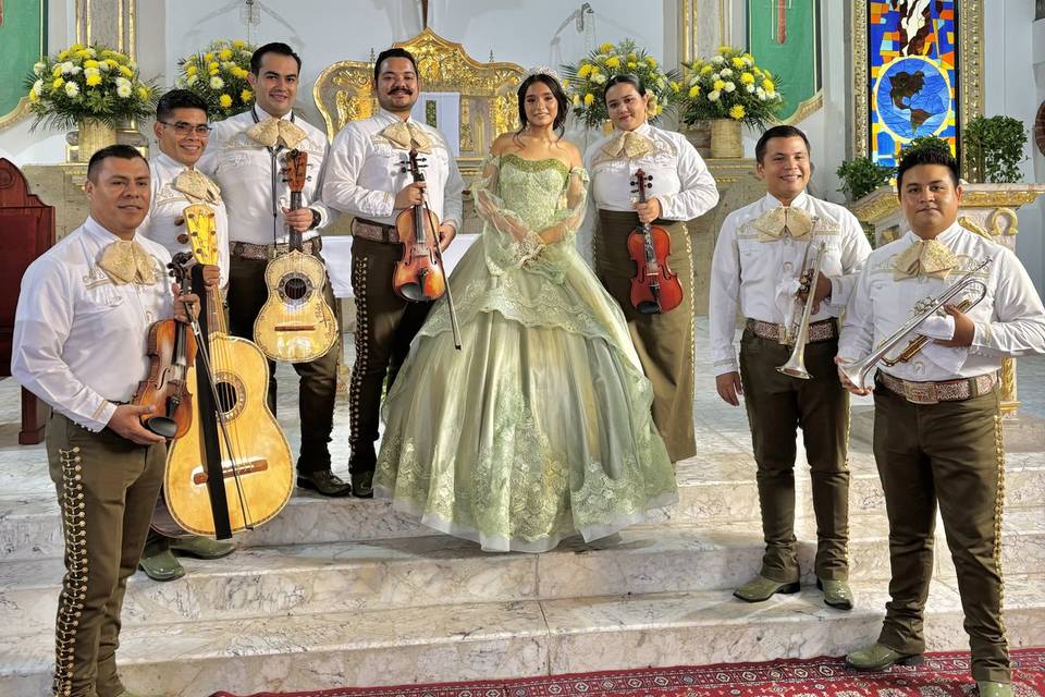Misas con Mariachi