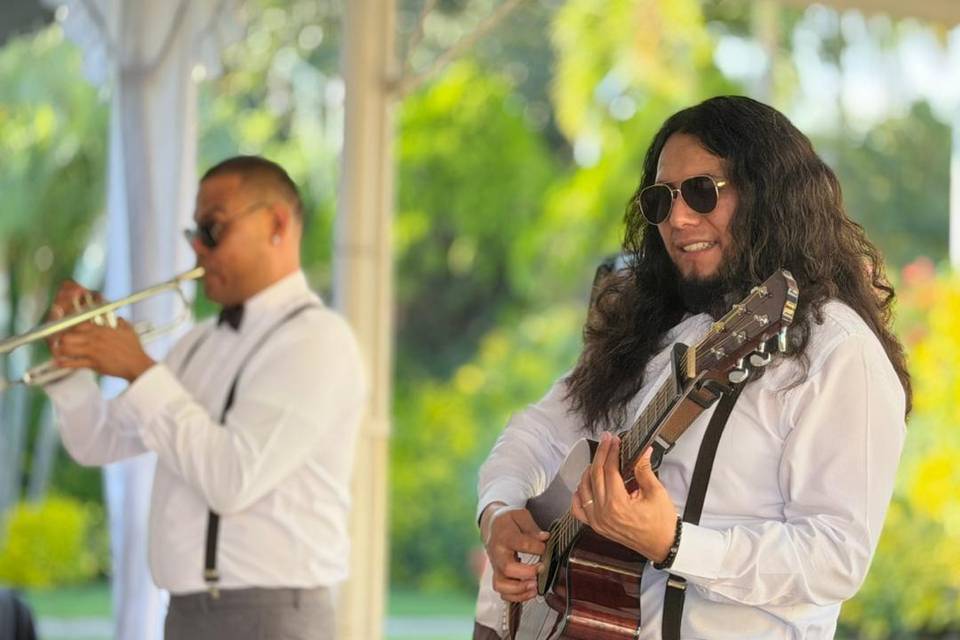 Tocando en evento Privado