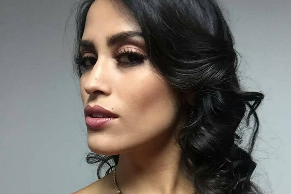 Paola Estrada Maquillista