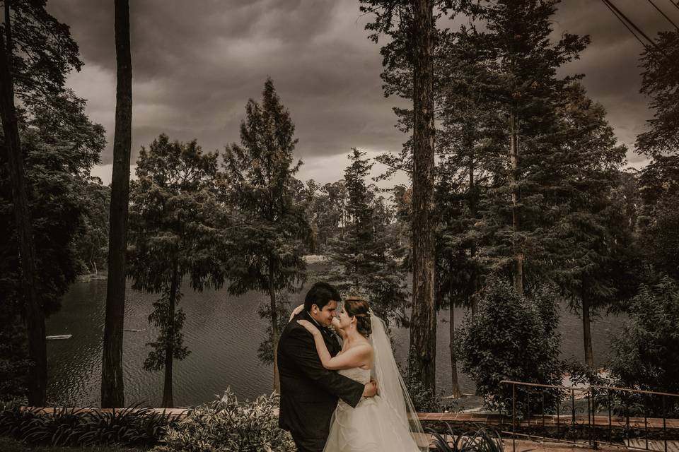 Uriel mateos wedding photo