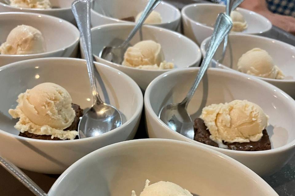 Helado Artesanal con Brownie