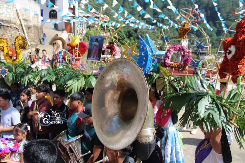 Canastas y banda