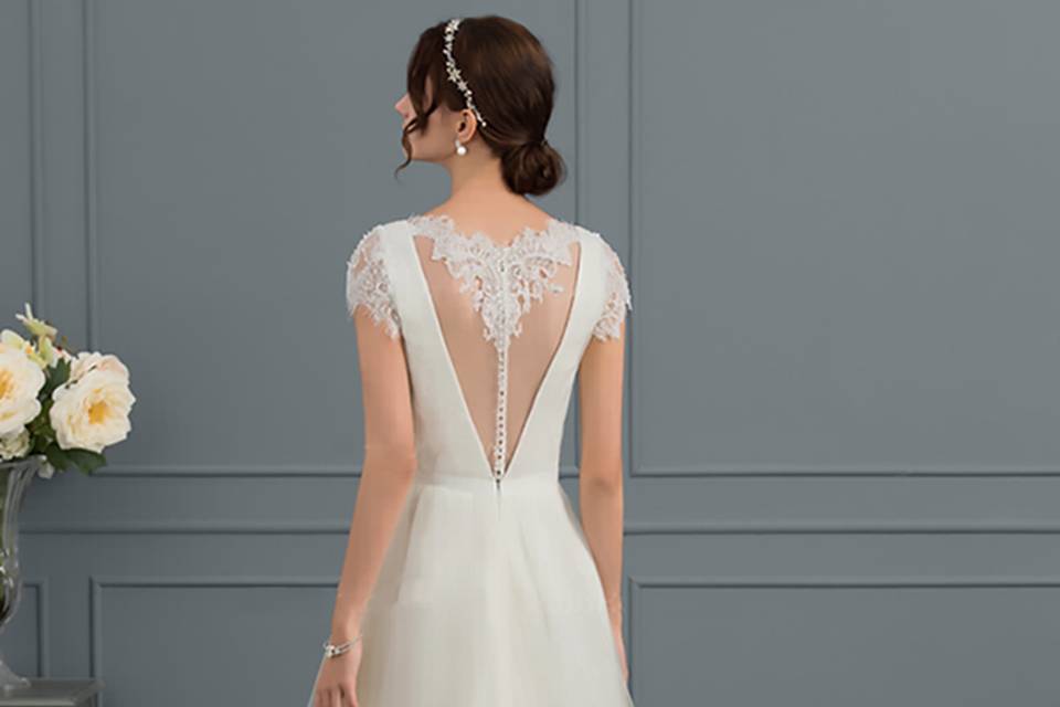 Carola Wedding & Evening Dresses