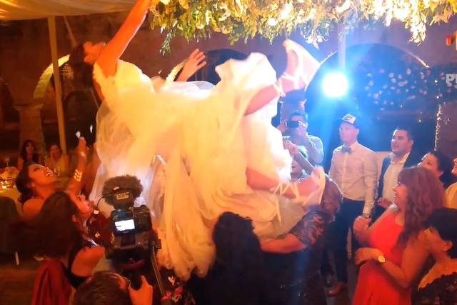 Novias al límite