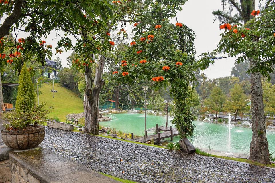 Vista del lago desde capilla