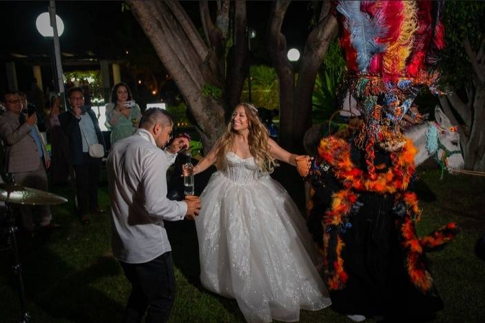 K&E BAILE Y CANTO